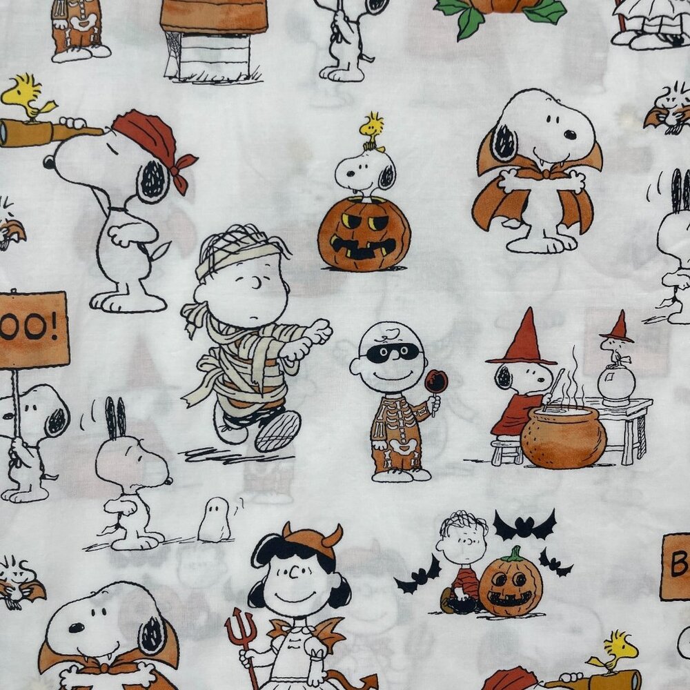 Pottery Barn Kids Peanuts Snoopy Halloween Print Twin Organic Cotton Flat Sheet